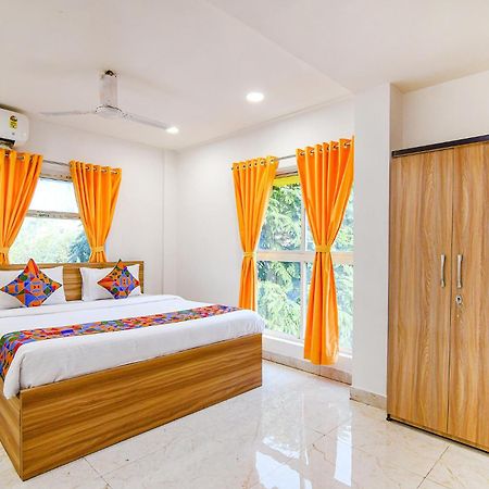Fabhotel Grand Hazra Inn - Nr Ballygunge Station 加尔各答 外观 照片