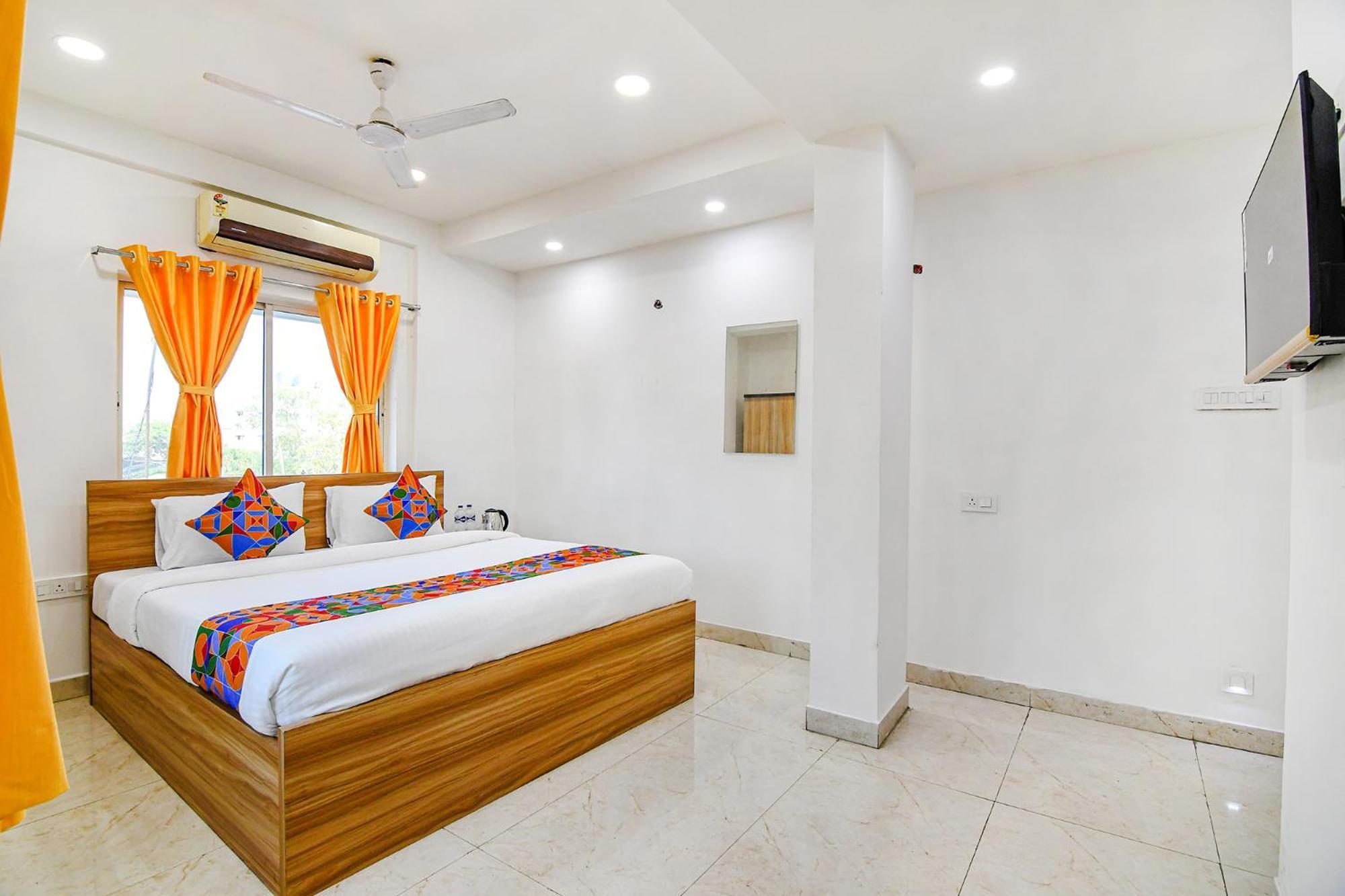Fabhotel Grand Hazra Inn - Nr Ballygunge Station 加尔各答 外观 照片