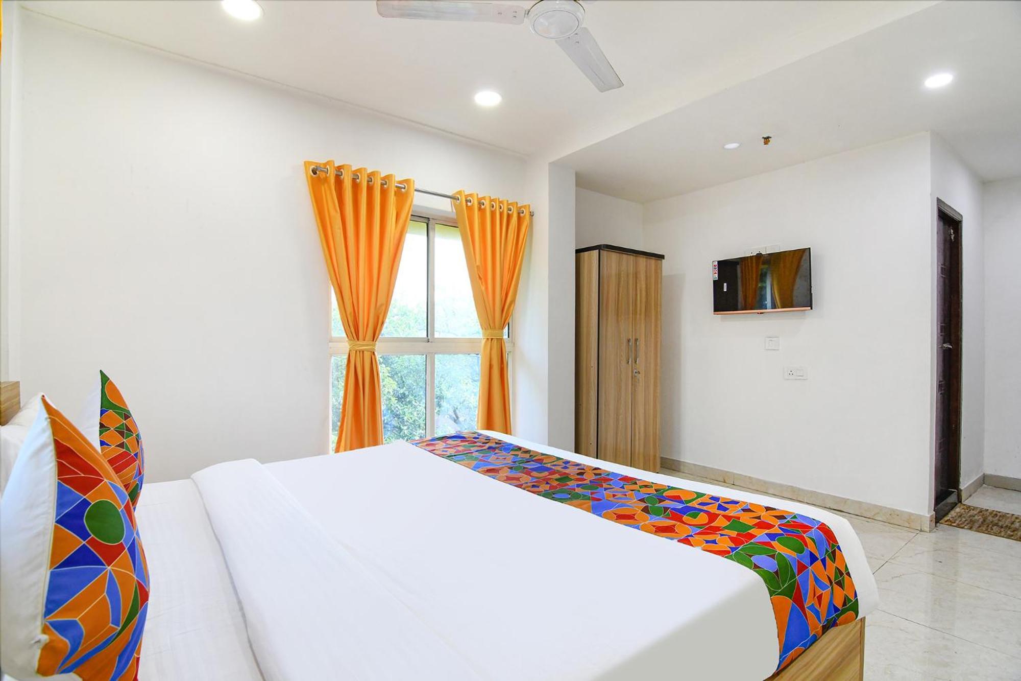 Fabhotel Grand Hazra Inn - Nr Ballygunge Station 加尔各答 外观 照片