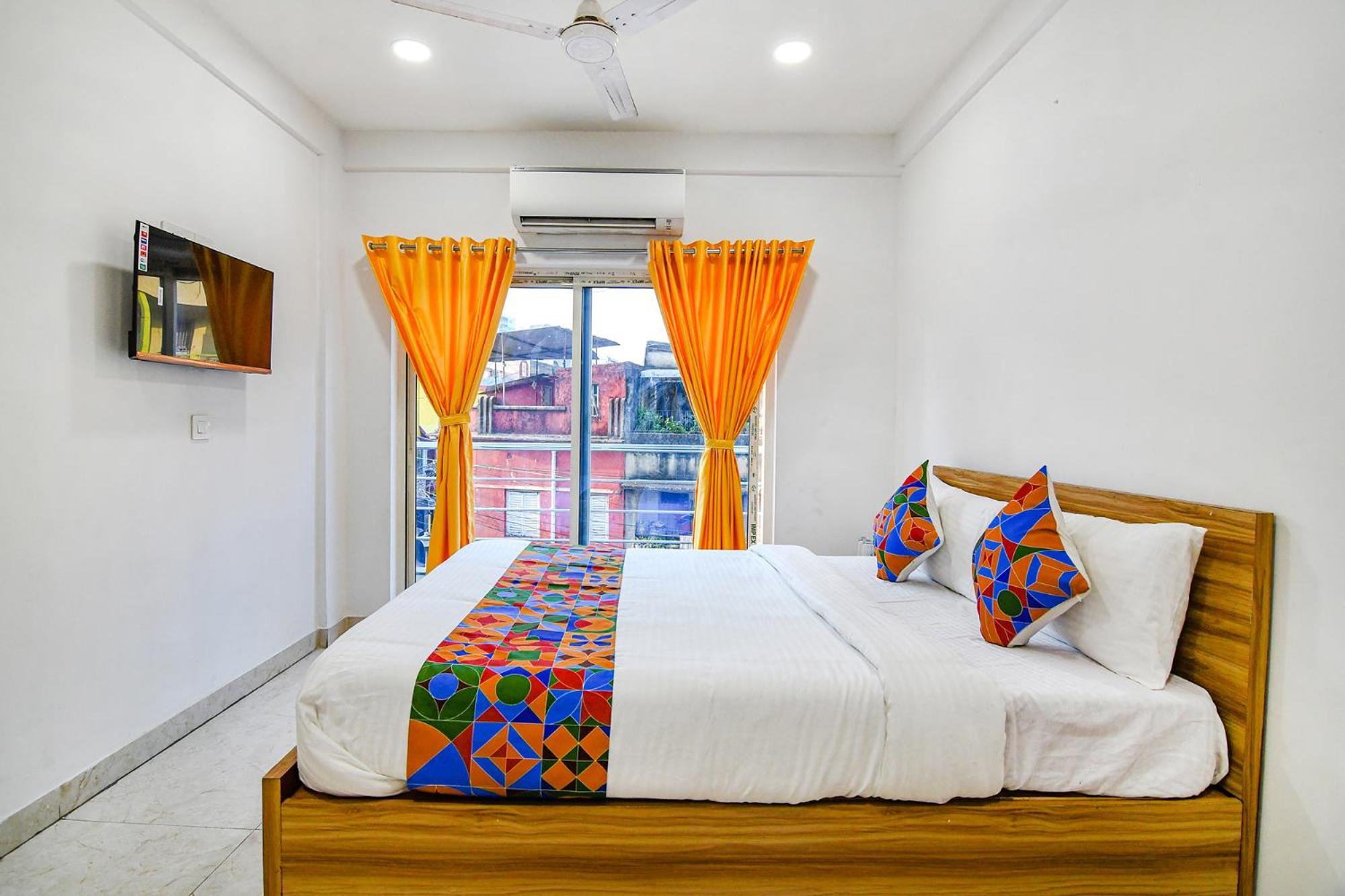 Fabhotel Grand Hazra Inn - Nr Ballygunge Station 加尔各答 外观 照片